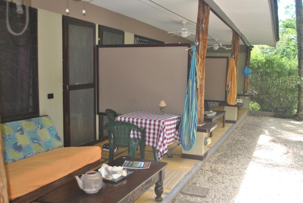Hotel Casa Del Sol à Tamarindo Extérieur photo